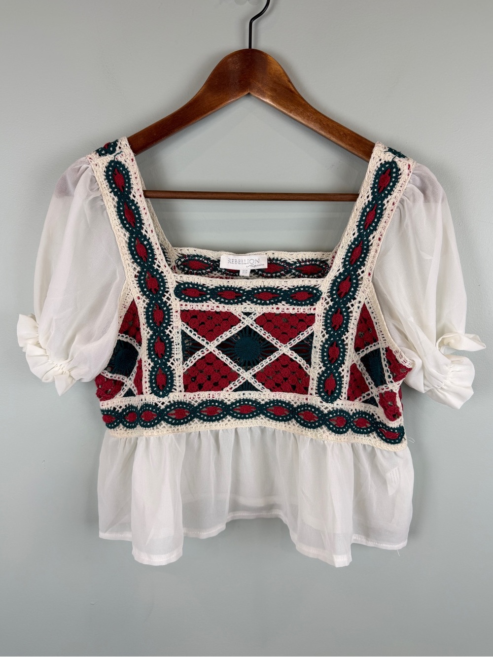 Rebellion Again boho empire crochet crop top puff sleeves and a ruffled hem Med